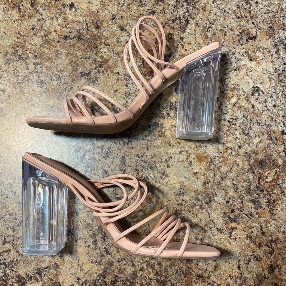 Heels - Picture 2 of 4